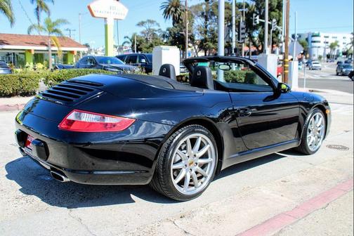 2006 Porsche 911 Carrera Cabriolet