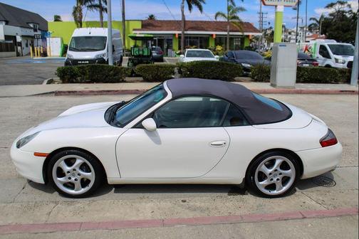 2000 Porsche 911 Cabriolet