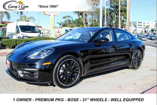 2021 Porsche Panamera w/Premium Package