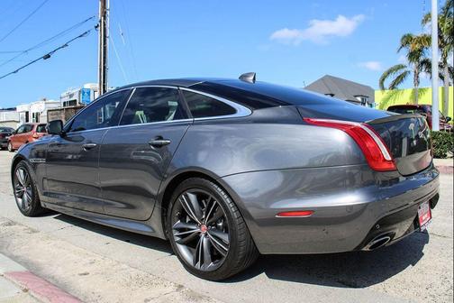 2019 Jaguar XJ Supercharged