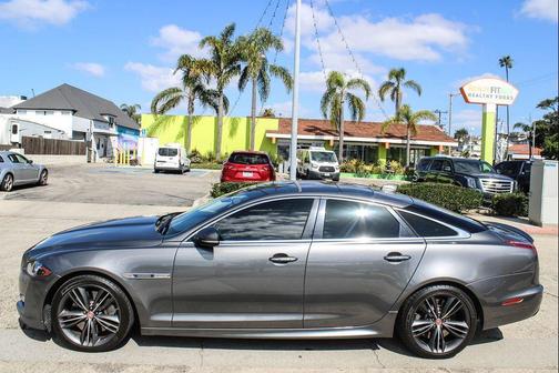 2019 Jaguar XJ Supercharged