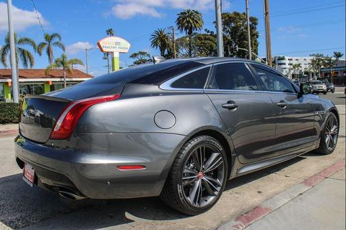 2019 Jaguar XJ Supercharged