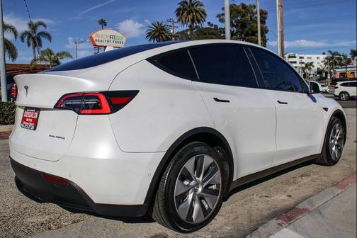 2021 Tesla Model Y Long Range Dual Motor All-Wheel Drive