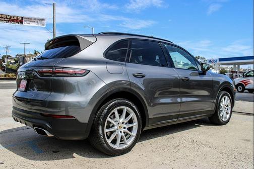2019 Porsche Cayenne Cayenne