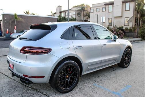 2018 Porsche Macan GTS