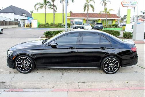 2022 Mercedes-Benz E-Class RWD Sedan w/Premium Package