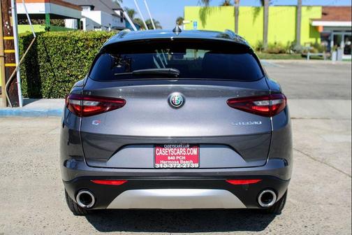 2018 Alfa Romeo Stelvio Base