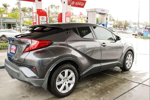 2020 Toyota C-HR LE