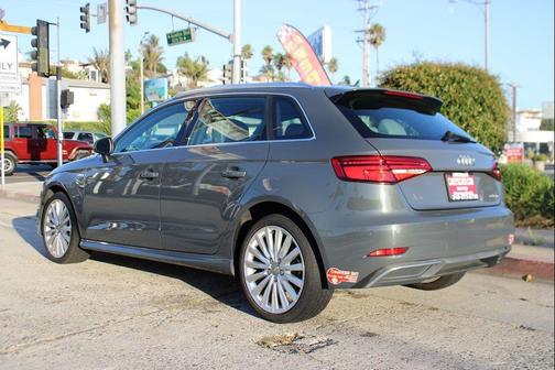 2017 Audi A3 e-tron 1.4T Tech Premium Plus