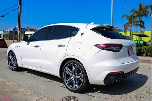 2022 Maserati Levante Modena