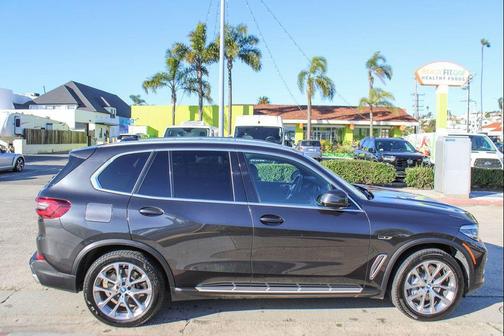2022 BMW X5 PHEV xDrive45e