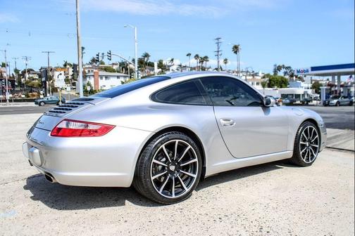 Arctic Silver Metallic 2006 Porsche 911 Carrera