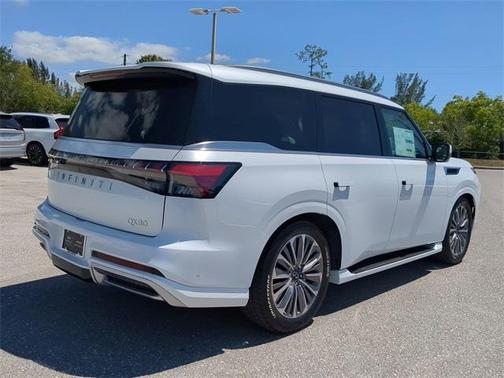 2025 INFINITI QX80 Luxe