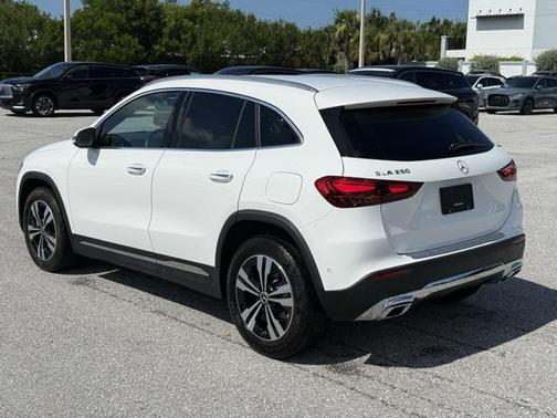 2025 Mercedes-Benz GLA 250 4MATIC