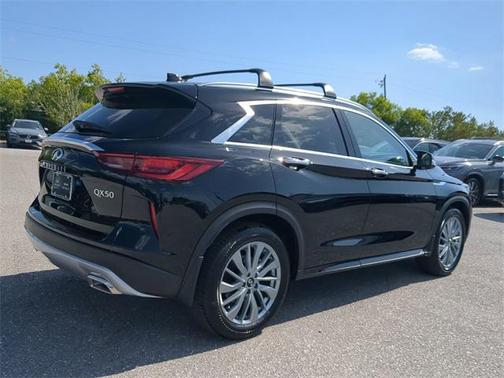 2025 INFINITI QX50 Luxe AWD