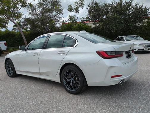2025 BMW 330 i
