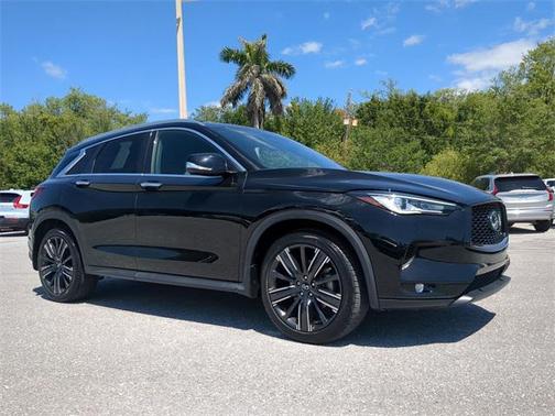 2022 INFINITI QX50 LUXE