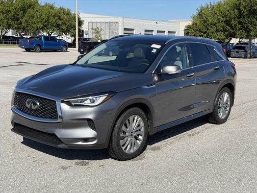 2023 INFINITI QX50 LUXE