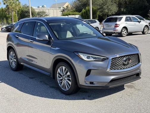 2023 INFINITI QX50 LUXE