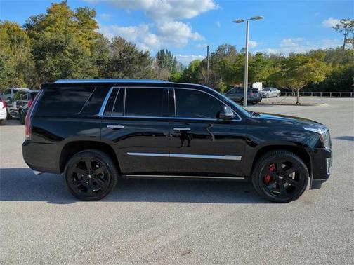 2019 Cadillac Escalade Platinum