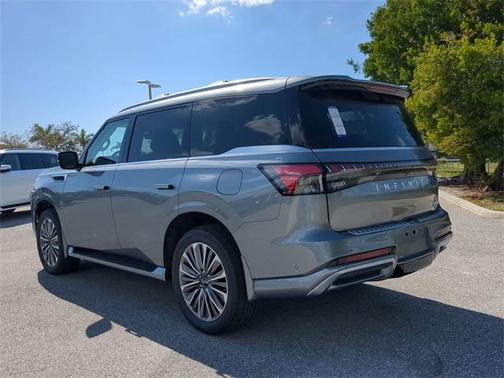 2025 INFINITI QX80 SENSORY AWD