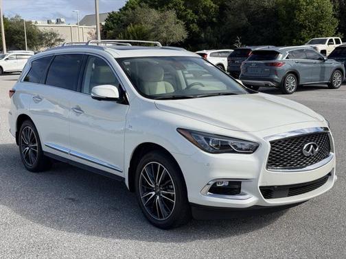 2017 INFINITI QX60 Base