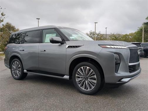 2025 INFINITI QX80 SENSORY AWD