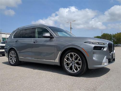 2025 BMW X7 xDrive40i