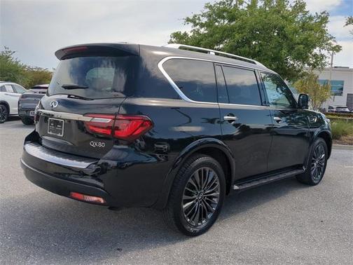 2023 INFINITI QX80 Sensory