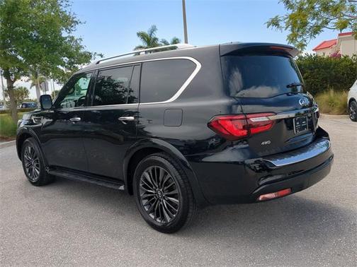 2023 INFINITI QX80 Sensory
