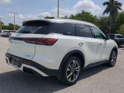 2024 INFINITI QX60 Luxe