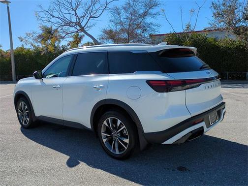 2025 INFINITI QX60 Luxe