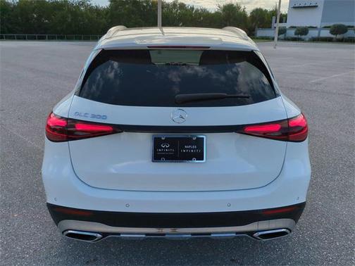 2025 Mercedes-Benz GLC 300 Base