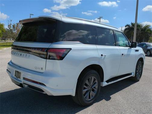 2026 INFINITI QX80 PURE AWD