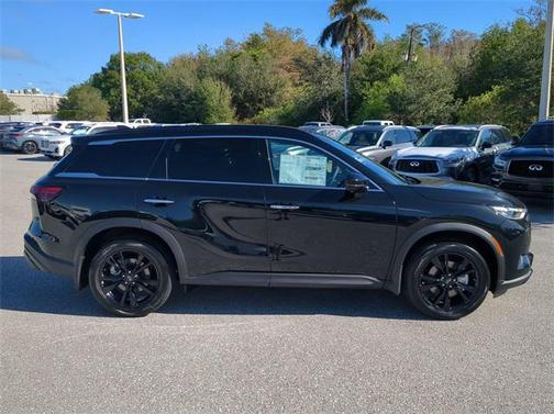 2025 INFINITI QX60 Luxe