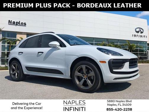 2023 Porsche Macan Base