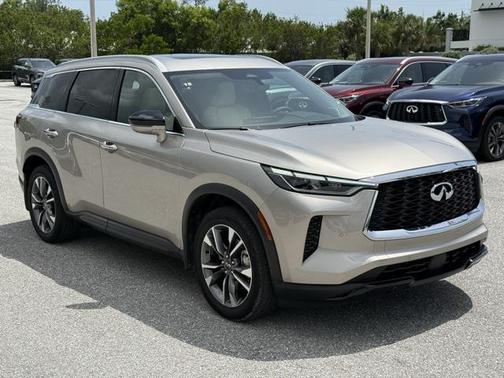2025 INFINITI QX60 Luxe