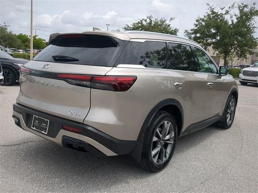 2025 INFINITI QX60 Luxe