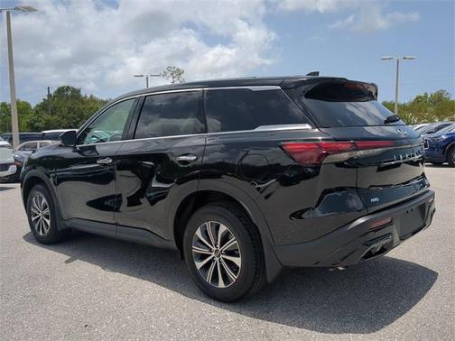 2025 INFINITI QX60 Pure
