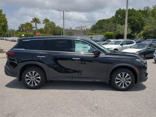 2025 INFINITI QX60 Pure