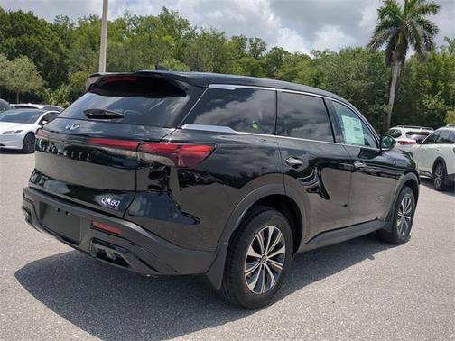 2025 INFINITI QX60 Pure