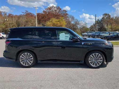 2025 INFINITI QX80 SENSORY AWD