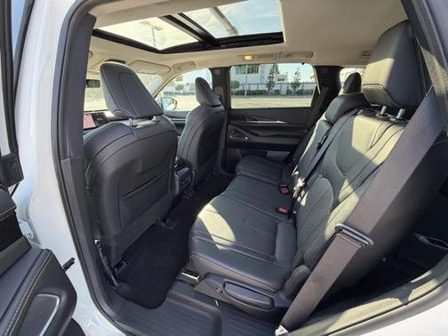 2022 INFINITI QX60 SENSORY