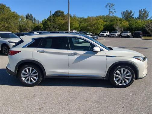 2019 INFINITI QX50 ESSENTIAL