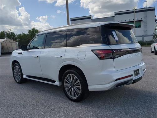 2025 INFINITI QX80 SENSORY AWD