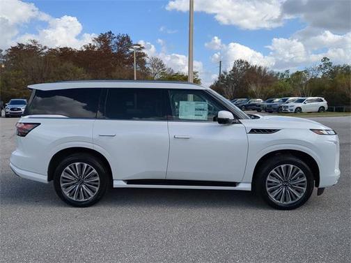 2025 INFINITI QX80 SENSORY AWD