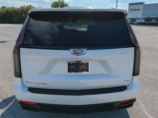 2024 Cadillac Escalade Sport