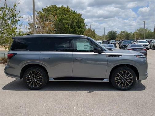 2025 INFINITI QX80 AUTOGRAPH AWD