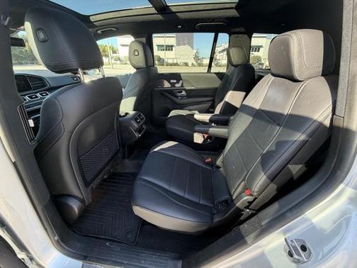 2021 Mercedes-Benz GLS 450 4MATIC