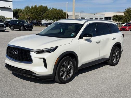 2023 INFINITI QX60 Luxe
